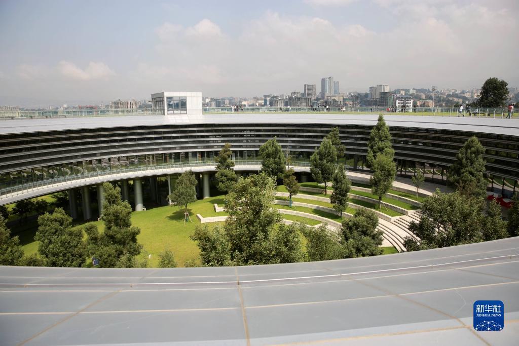 奥门新普京集团